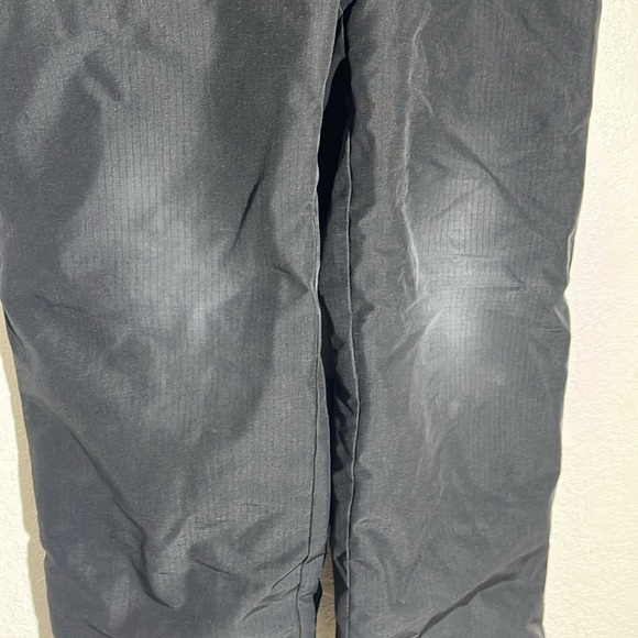 Children’s place size 10 snow pants - Picture 3 of 5